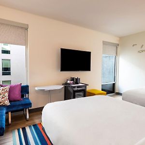 Queen Room Hearing Accesible