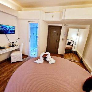 Comfort King Room
