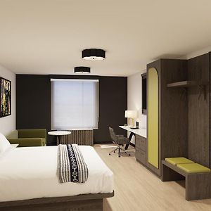 Boutique Queen Room