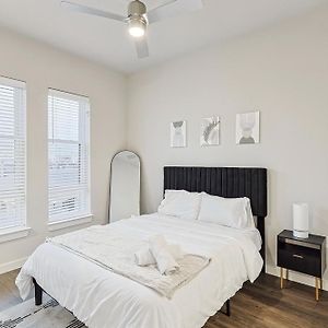 Family One-Bedroom Apartment