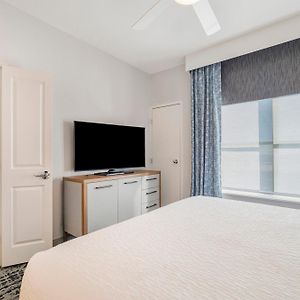 Two-Bedroom King Suite