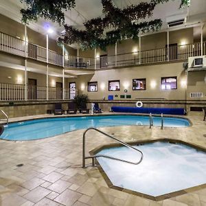 Studio 6 - Minot, Nd