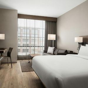 King Room Mobility accessible