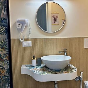Private Bathroom King Room