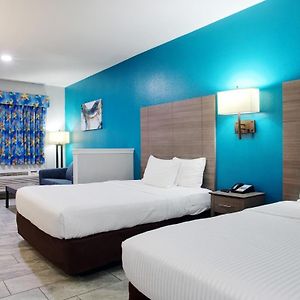 Standard First Floor Suite