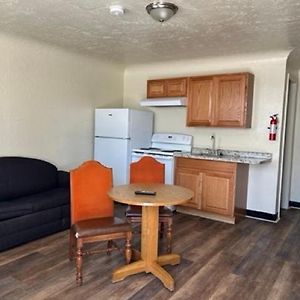 One-Bedroom King Suite