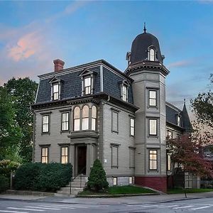 The Underwood-Hale House