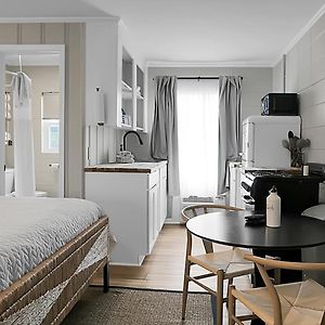 Standard Suite