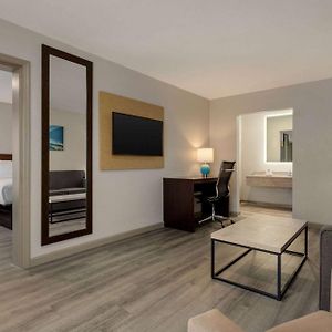 Baymont By Wyndham Emporia Va