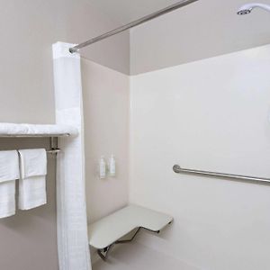 King Room Mobility accessible