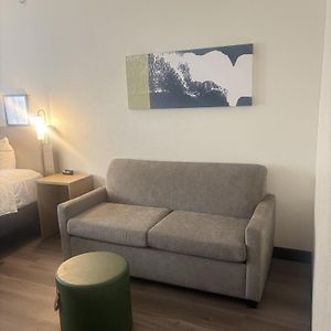 King Room Mobility accessible
