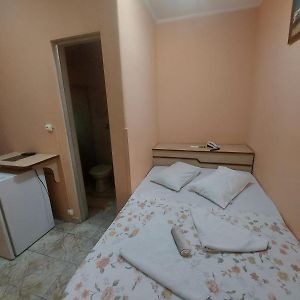 Budget King Room