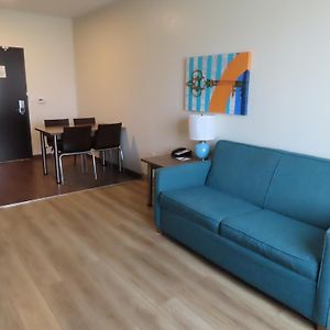 King Suite Mobility accessible