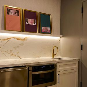 One-Bedroom King Suite Mobility accessible