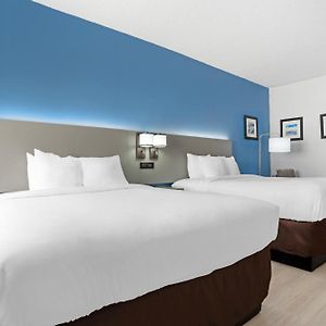 Queen Room Mobility accessible