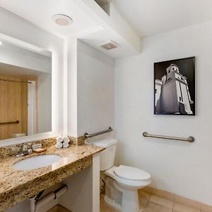 King Suite Disability Access