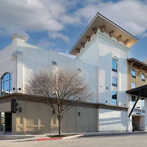 Sol Cypress, San Antonio, A Tribute Portfolio Hotel