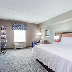 Hampton Inn & Suites Kittery-Portsmouth