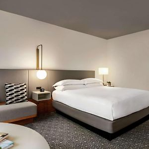 King Room Mobility accessible