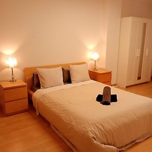 Budget King Room