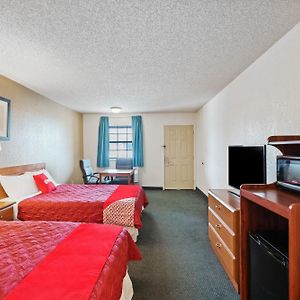 Queen Room Two Queen Beds