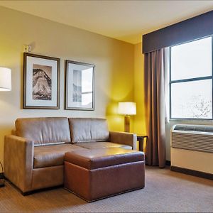 One-Bedroom King Suite
