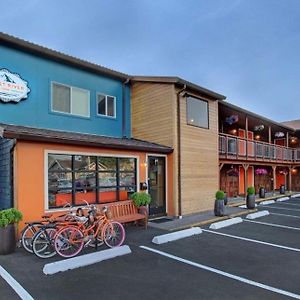 Coast River Inn By Oyo Seaside