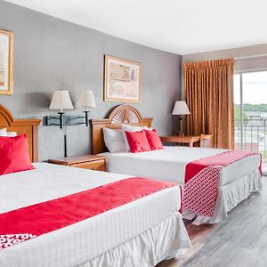 2 Queen Bed