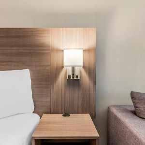 Superior  King Room Disability Access