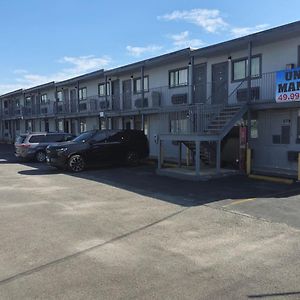 Super 7 Inn By Oyo San Antonio Nw Medical Center