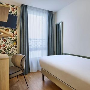 Classic Single Room