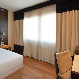 Standard Room with 1 Single Bed