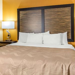 King Room Mobility or hearing accessible