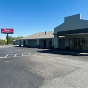 Governors Inn Shelby