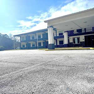 Days Inn By Wyndham Lavonia