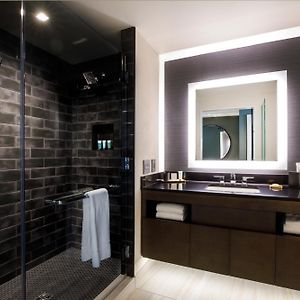 Executive King Room