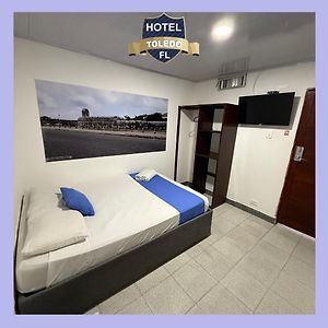 Budget King Room