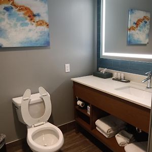 King Suite Mobility accessible