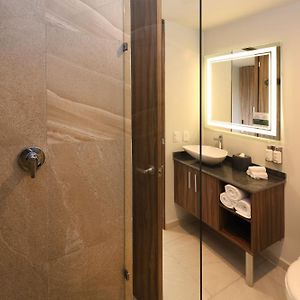 Two-Bedroom King Suite