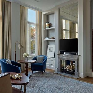 Grand Premier King Room