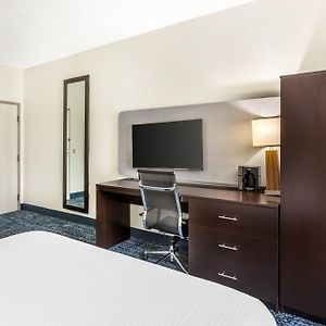 Queen Room Disability Access