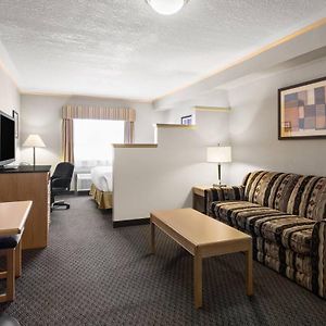Queen Suite