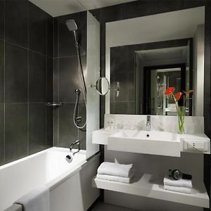 Eiffel Twin Room
