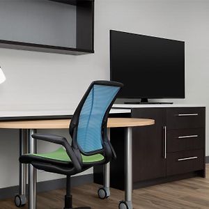 King Studio Mobility or hearing accessible