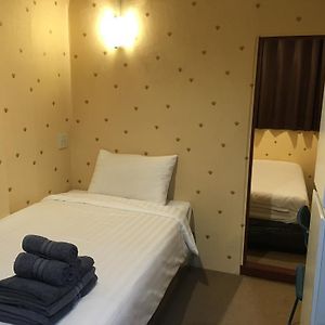 Standard Family Queen Room