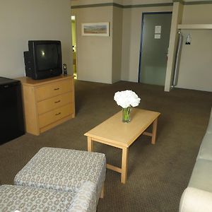 Parlor King Suite