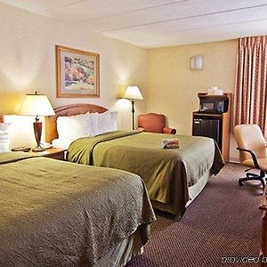Double Room Two Double Beds Smoking