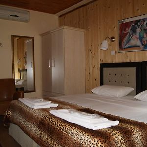 Standard Room with 1 Single Bed
