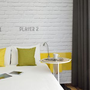 Design Queen Room