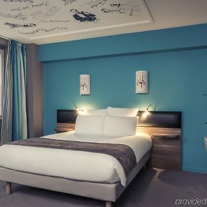 Privilege Room